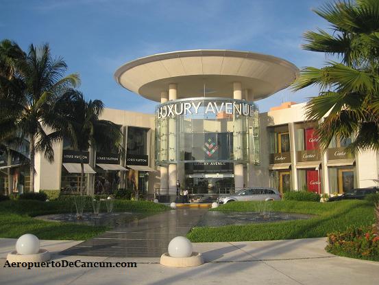 Foto de Luxury Avenue en la Plaza Kukulcan en Cancun